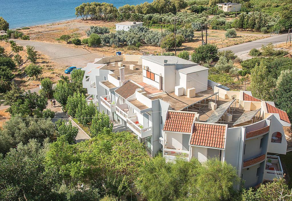 Megim Hotel Palaiochora Exterior foto
