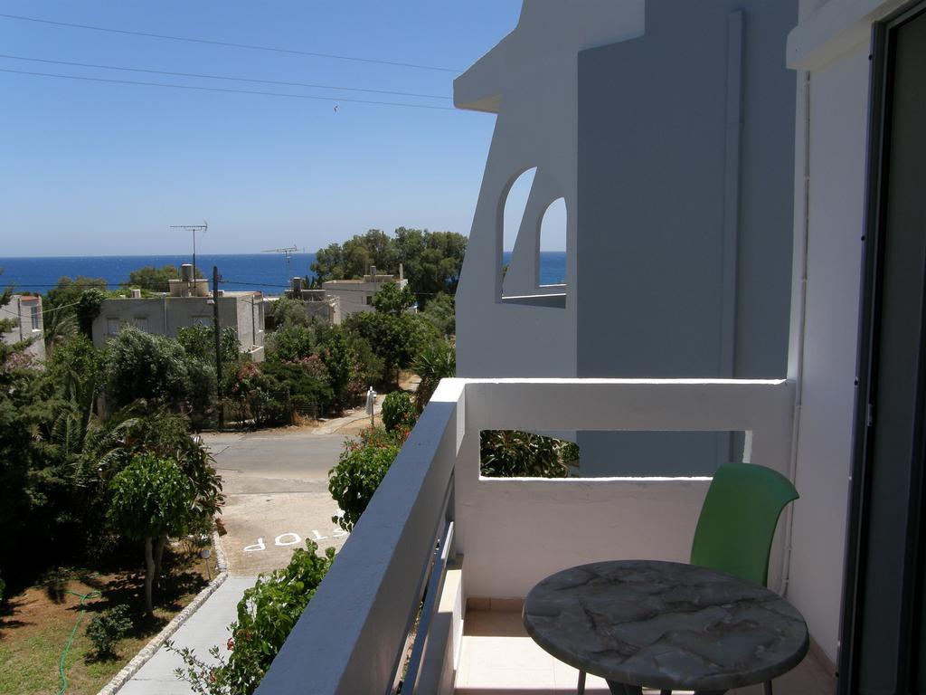 Megim Hotel Palaiochora Exterior foto