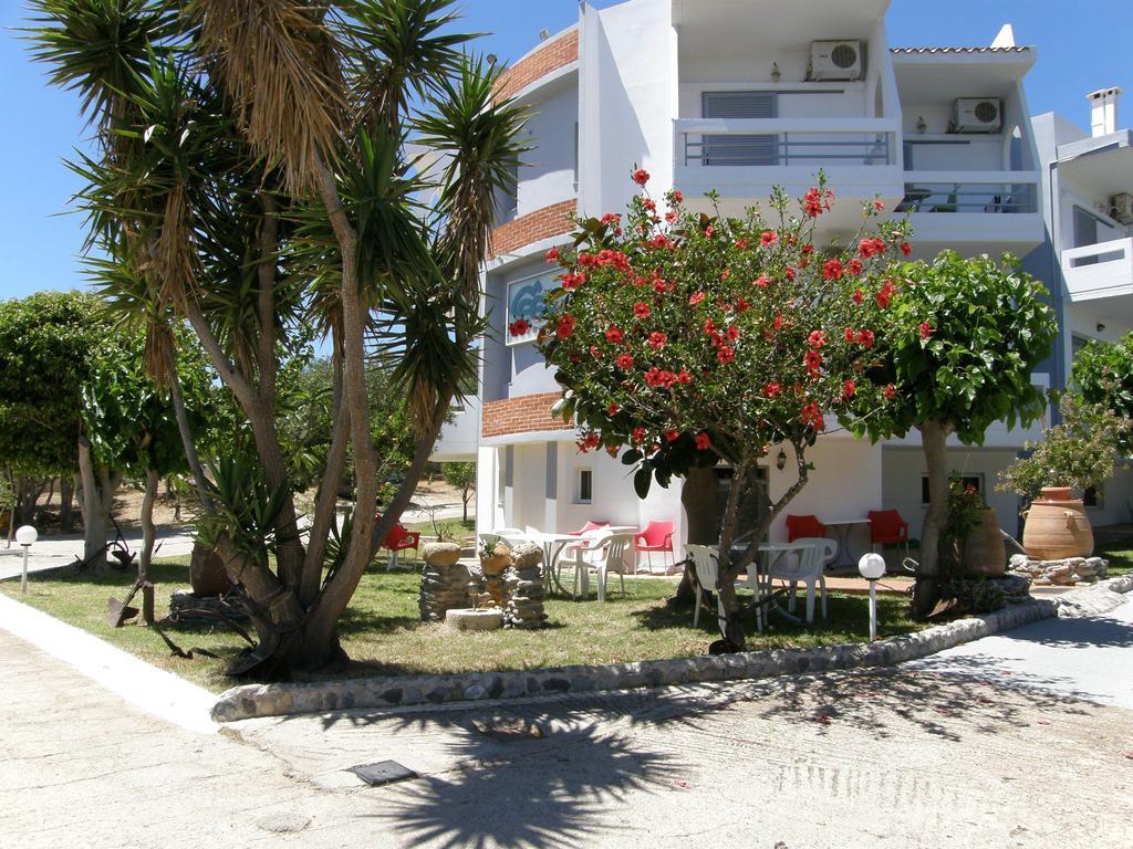 Megim Hotel Palaiochora Exterior foto