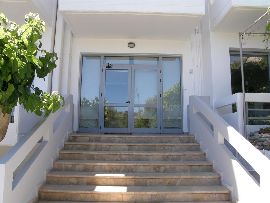 Megim Hotel Palaiochora Exterior foto