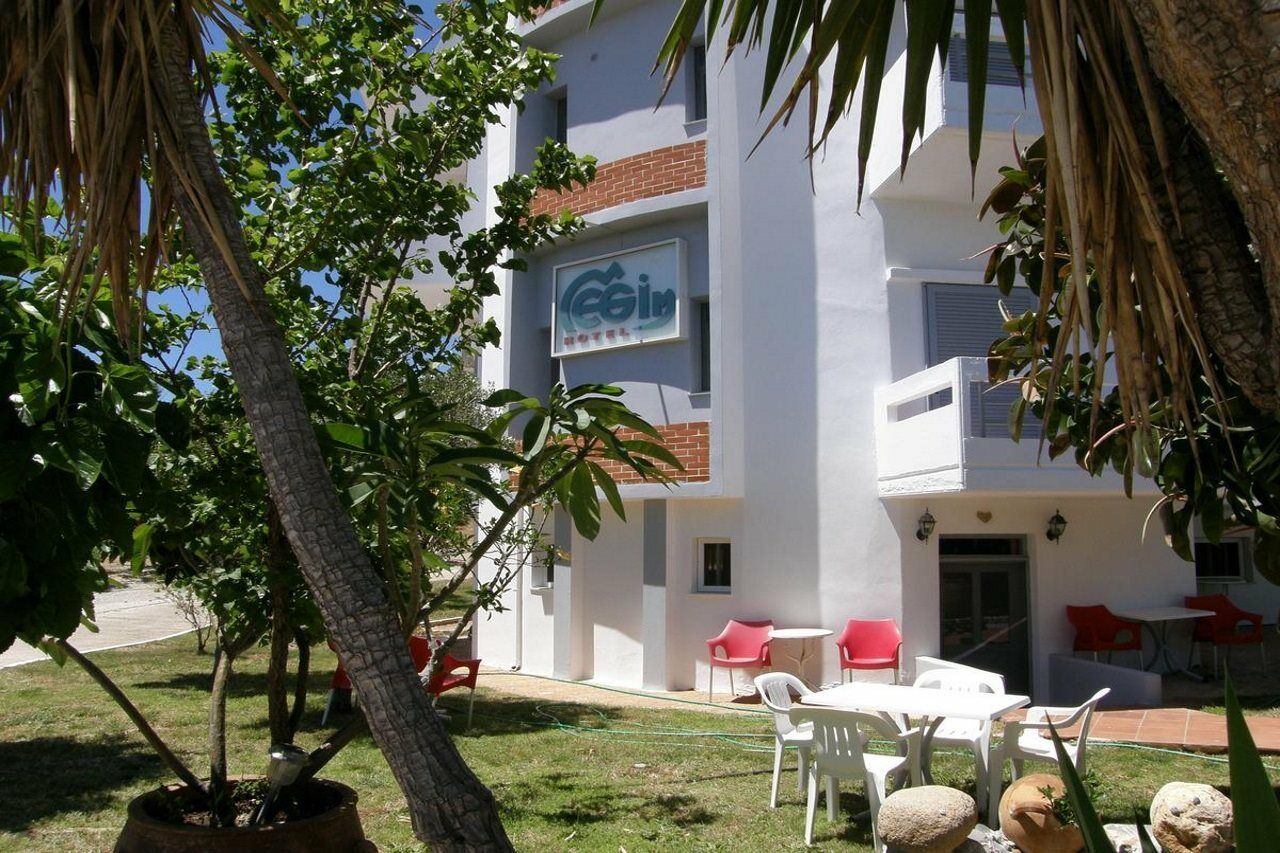 Megim Hotel Palaiochora Exterior foto